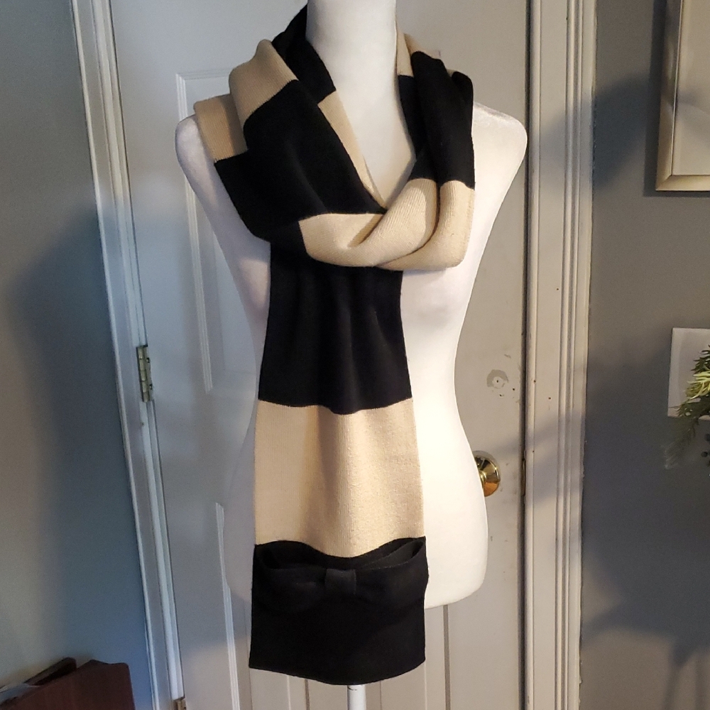 Kate Spade Black and Cream Scarf